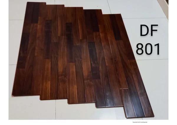 3 Strip Glossy