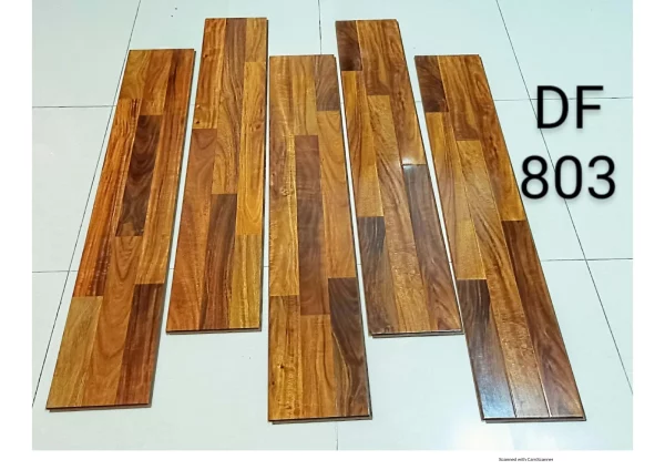 3 Strip Glossy