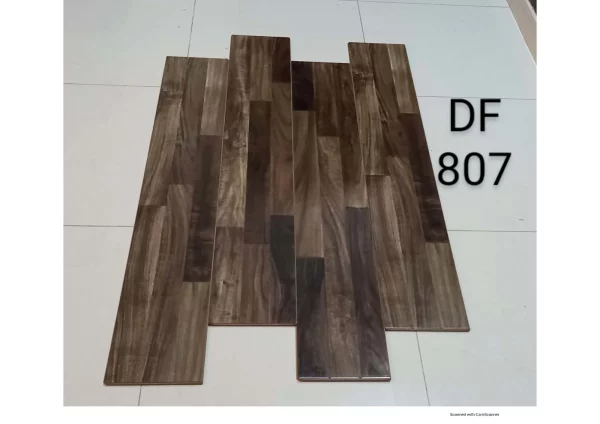 3 Strip Glossy