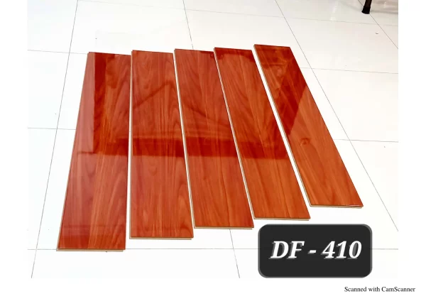 Dynamic High Glass Piano